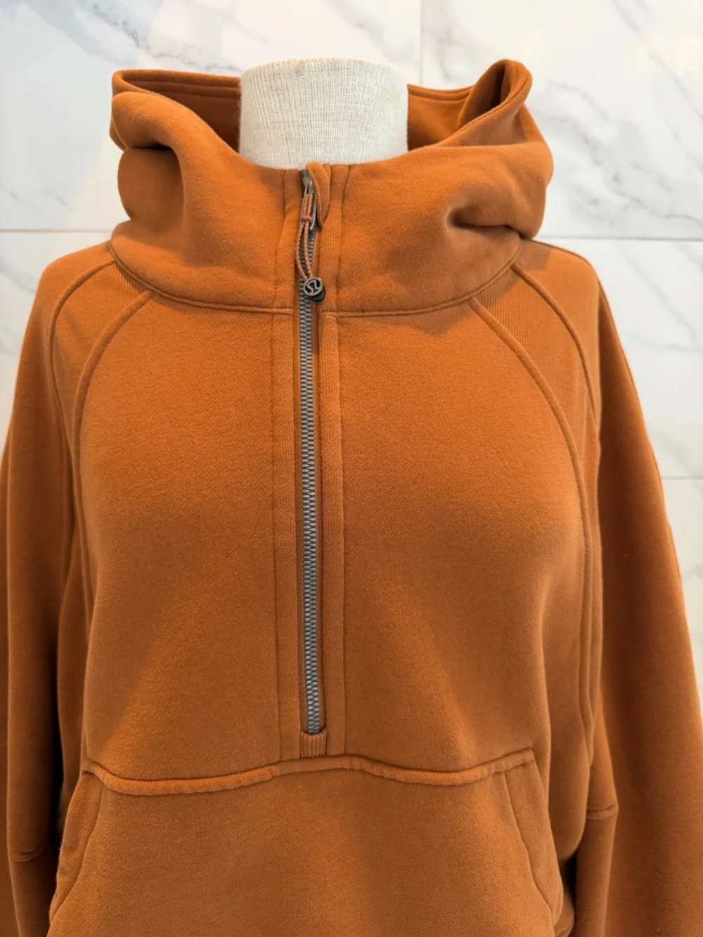 Lululemon Scuba Oversized 1/2 Zip Hoodie
Copper Brown Women’s Size XL / XXL - Picture 4 of 14